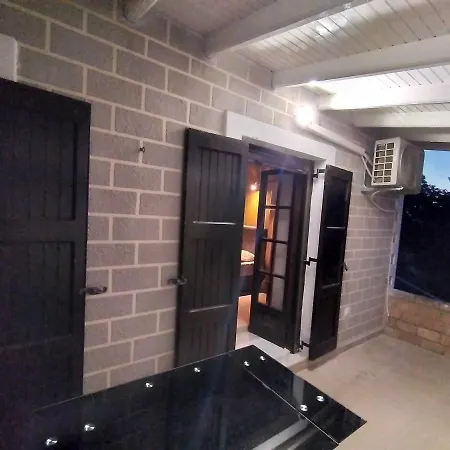 Stonemakers Hide Holiday home Karyotikon