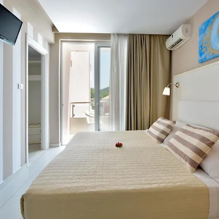 Sidari Hotel 3*
