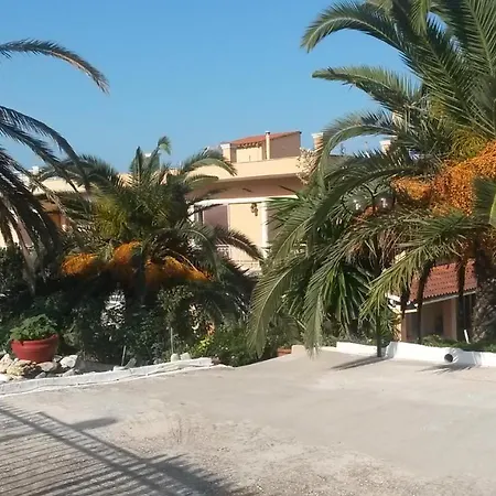 Vakantiehuis Natassa House 2 Agios Georgios Pagon