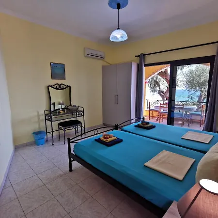 Apartment Rolling Stone Pelekas