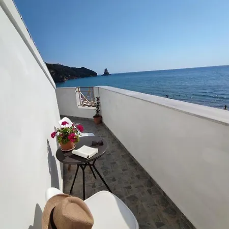 Nereides * Agios Gordios (Corfu)