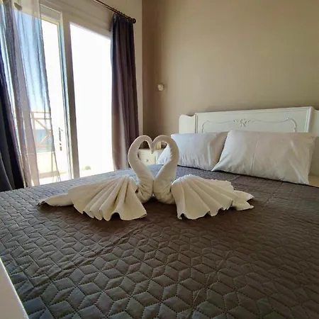 Nereides Aparthotel Agios Gordios (Corfu)