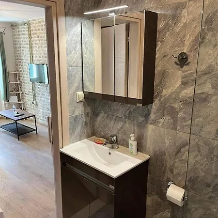 Cosy Old Port Apt In Old Town Apartment *