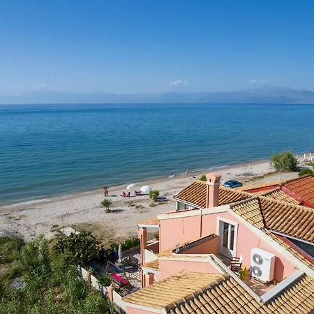 Vlachos Acharavi Apartment *