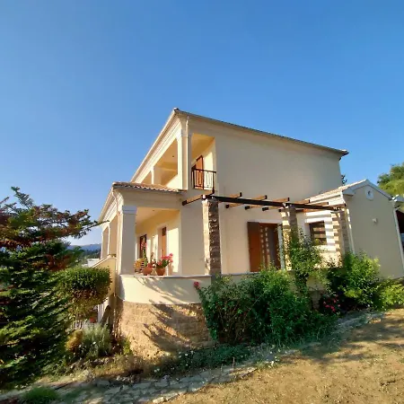 Elm Villa