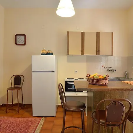 Feeloxenia Corfu Apartment *