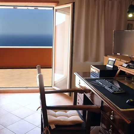 Erotokritos Sea View Apartment Agios Gordios (Corfu)