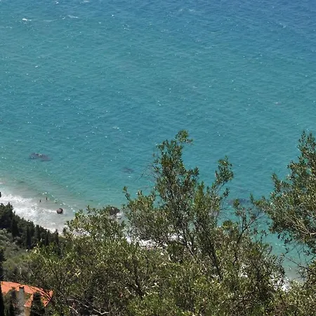 Apartment Erotokritos Sea View *