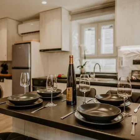 Palazzino Veneziano Luxury Apartment Corfu (city)