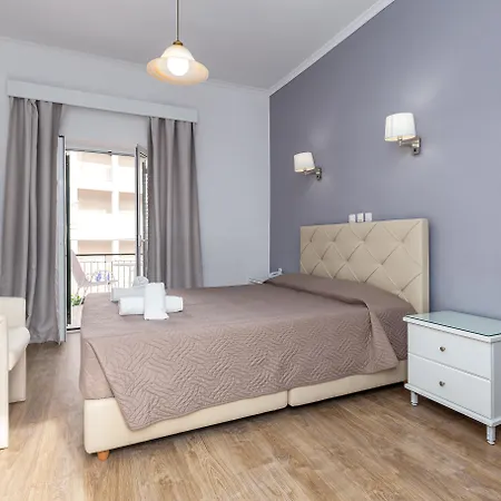 Oasis Hotel 3*