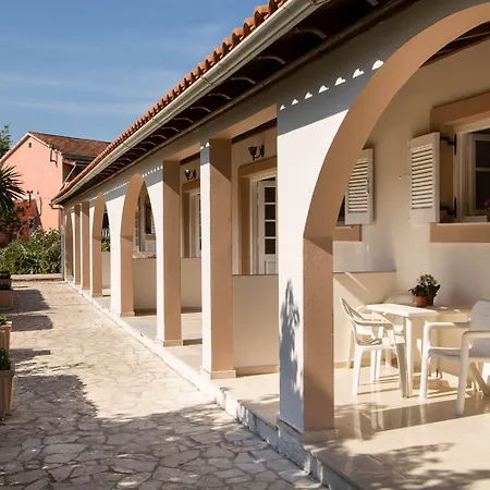 Paradise Village Aparthotel