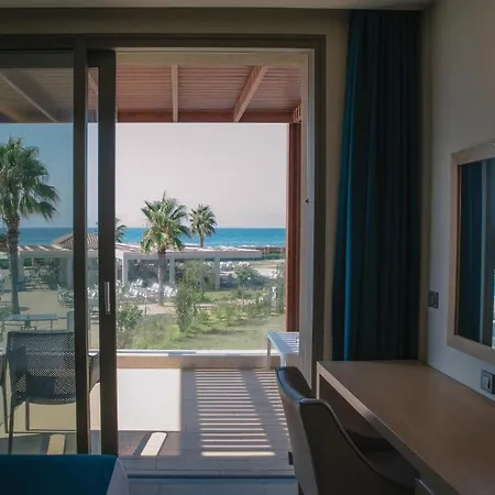 Almyros Hotel
