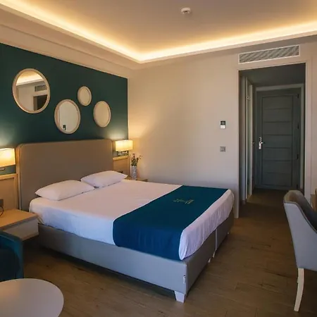 Hotel Almyros 5*