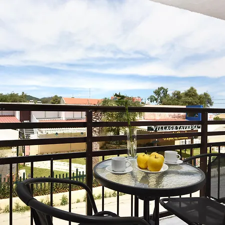 Aquarius Aparthotel 3*