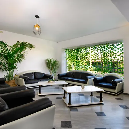 Aquarius Aparthotel