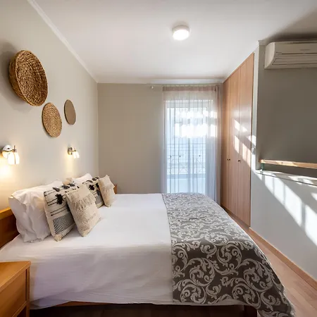 Ekati Maizonettes Hotel