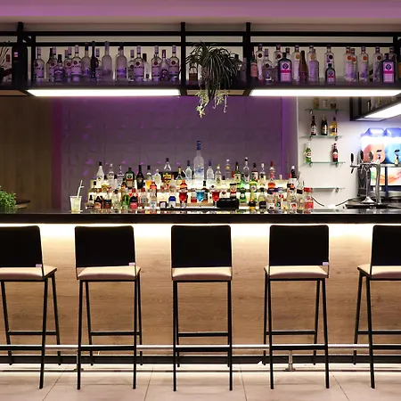 Ekati Maizonettes 4* Kavos