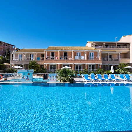 Plaza Kavos