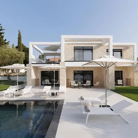 Luxurious Trinity Kontokali