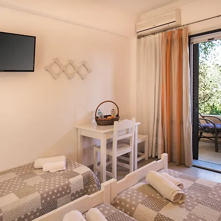 Apartment Marilena & *