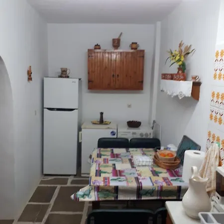 Holiday home Traditional House In *