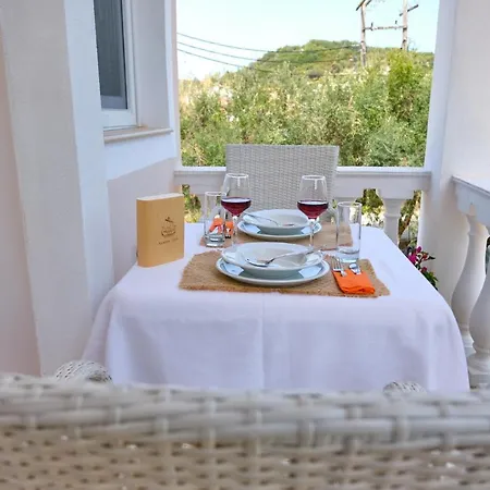Holiday home Katoi Agios Georgios Pagoi *