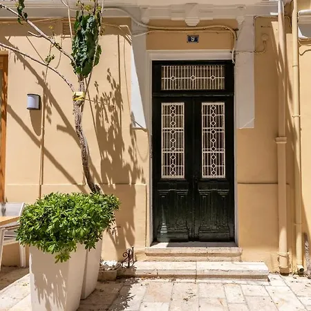Jomi House Of Art, Old Corfu Town *