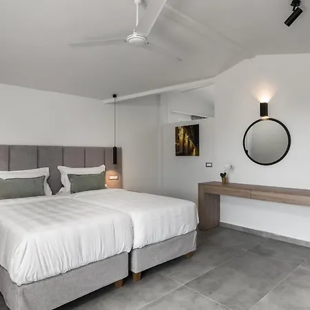 Acharavi Beach Hotel