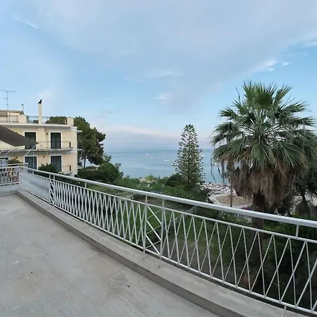 L'Appartement Apartment *
