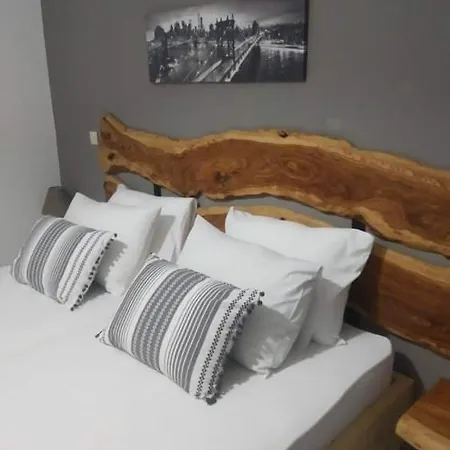 Katafygio Zuflucht Inn *