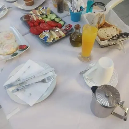 Katafygio Zuflucht Inn Marathias (Corfu)
