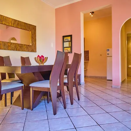Aparthotel Chrismos Luxury Corfu *