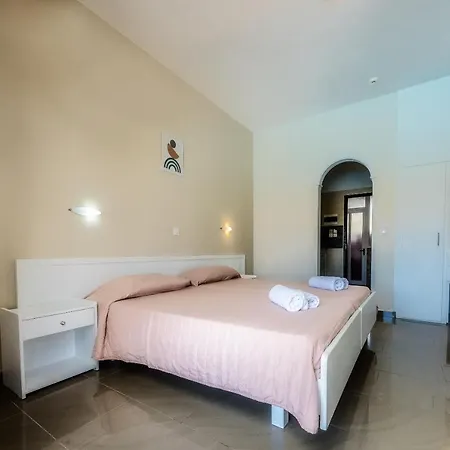 Aparthotel Chandris Kávos