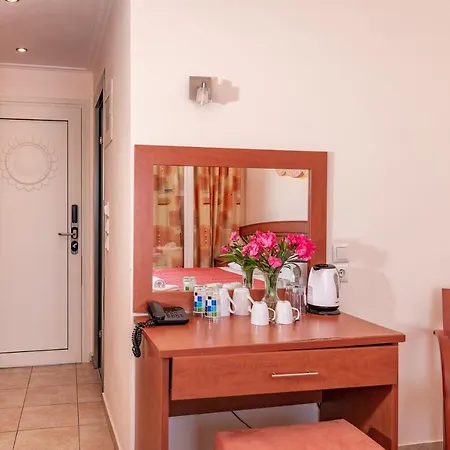 Corfu Maris Hotel 4*