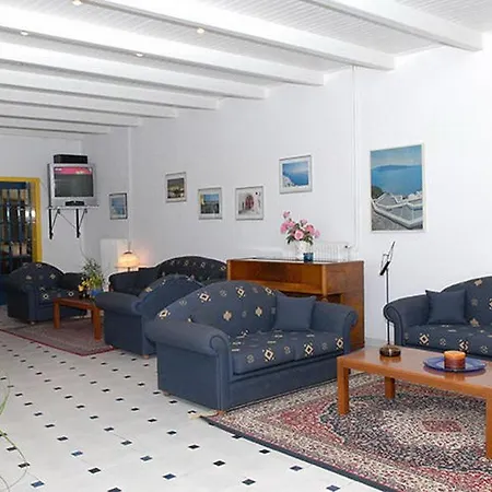 Hotel Feakion 2*