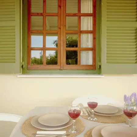 Renas Sweet Near By Dadovillas *
