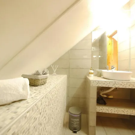 Renas Sweet Near By Dadovillas Villa