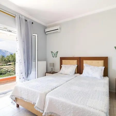 Alexandra Villa *