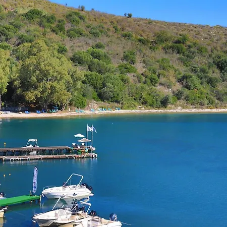 Apartment Theophilos Dio *