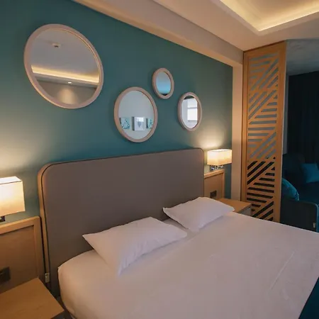Almyros Hotel 5*