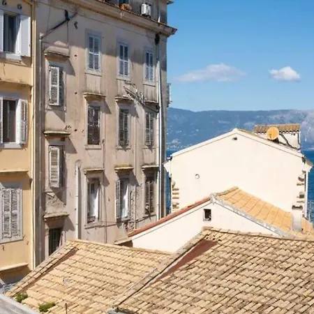 Apartment Newly Renovated 1730's Venetian Loft *