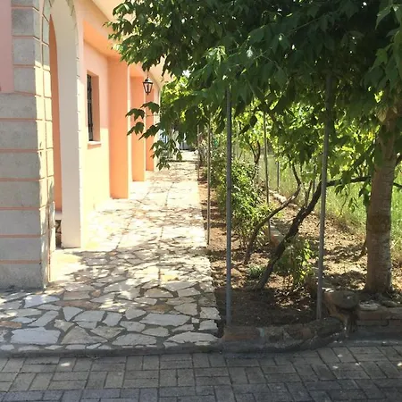 Aristidis Apartm. 2 Kavos