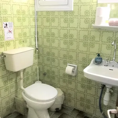 Aristidis Apartm. 2 * Kavos
