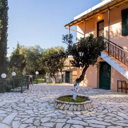 Holiday home The Old Well, Spacious House In North Corfu