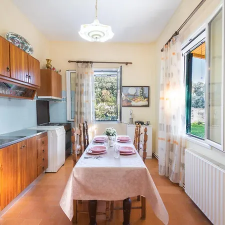 The Old Well, Spacious House In North Corfu * Peritheia