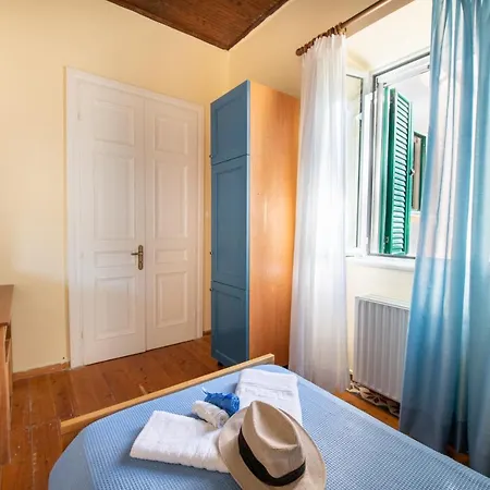 The Old Well, Spacious House In North Corfu Holiday home Peritheia