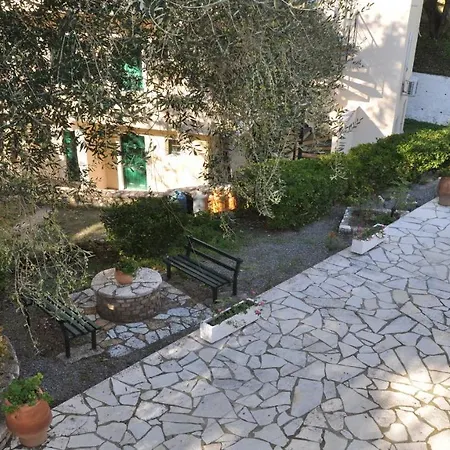 Katerina Apartment Liapades