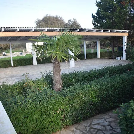 Nefeli Gasthuis 2*