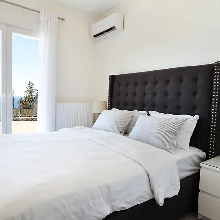 Noir Luxury House By Corfuescapes Apartment