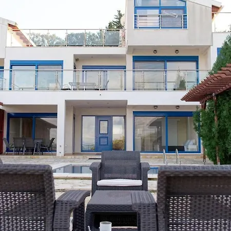 Seaview Villa